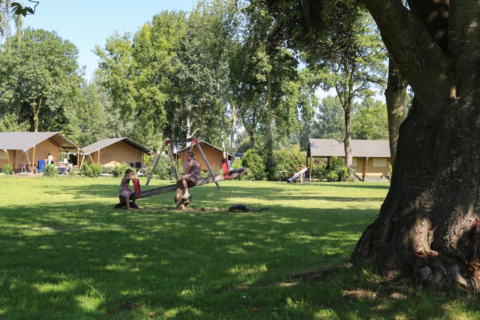 Recreatiepark En Jachthaven De Scherpenhof Terwolde Экстерьер фото